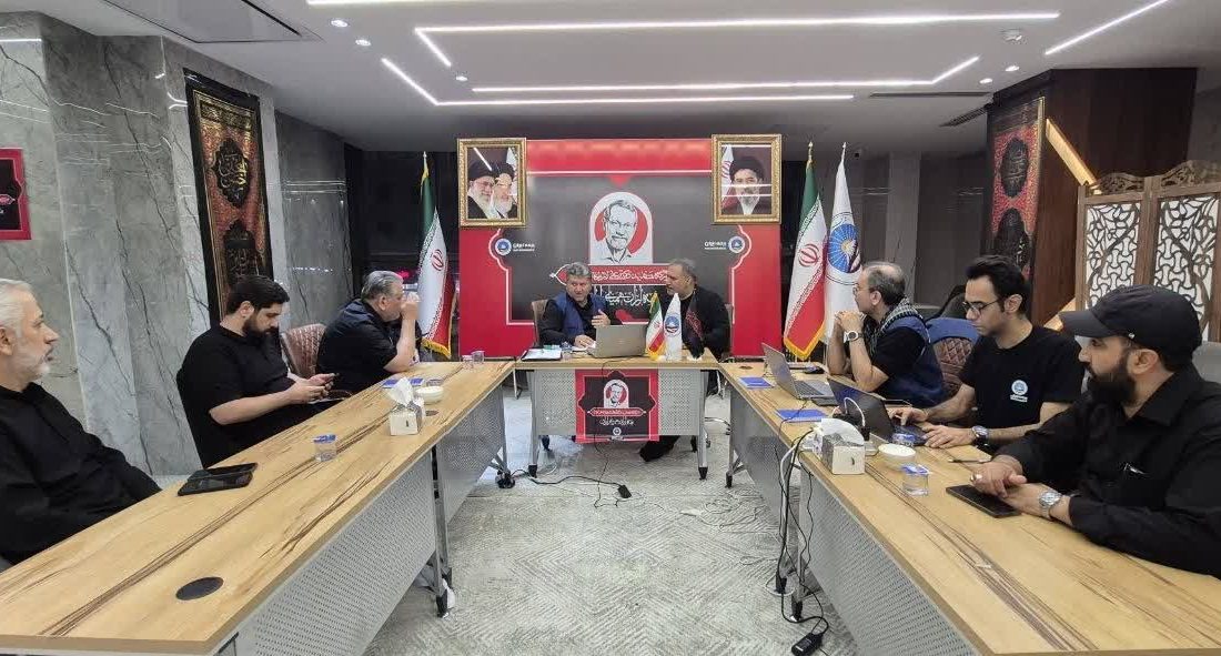 بازدید رئیس کمیسیون اقتصادی مجلس از ستاد اربعین بیمه ایران در کربلا