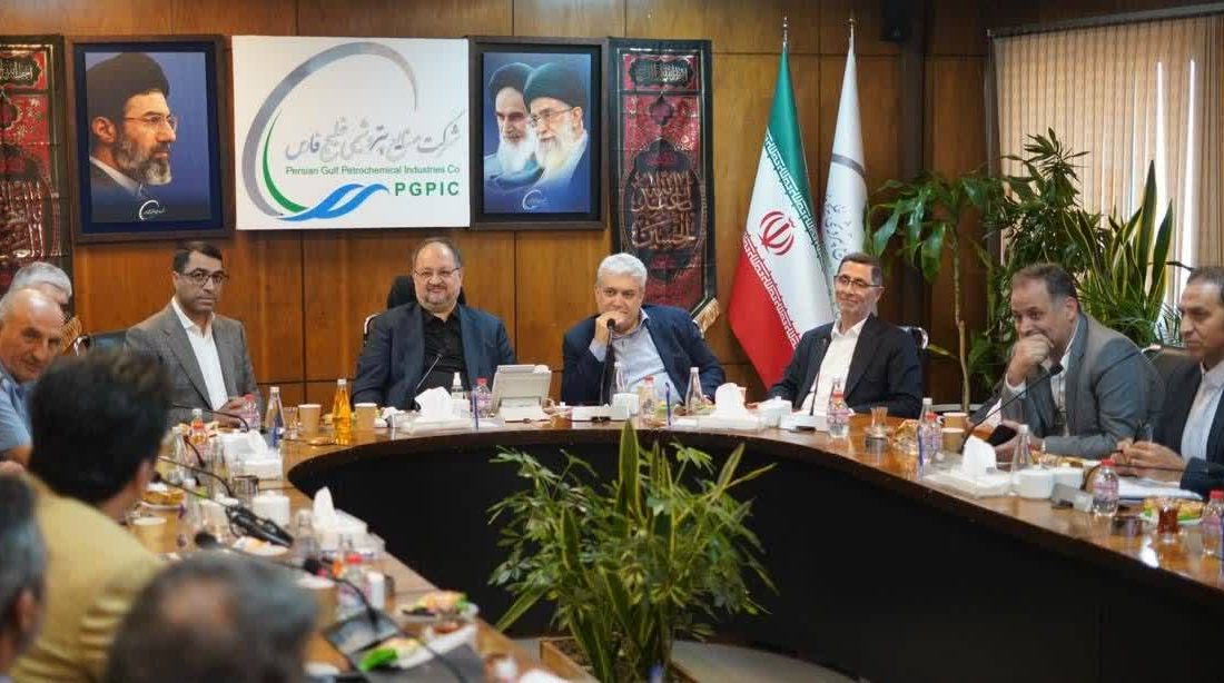 تأکید مدیرعامل هلدینگ خلیجفارس بر تسریع در اجرای پروژههای تأمین برق شرکتهای آسیبدیده با مشارکت مپنا