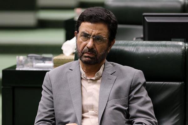 اصرار مجلس بر ادامه قانونگذاری در طرح مقابله با نفوذ / عضو کمیسیون امنیت ملی: کشور آسیب‌پذیری‌هایی دارد که ما آنها را در جنگ ۱۲ روزه و ۴۰ روزه دیدیم