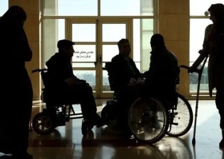 حق‌پرستاری؛ مسئله حل‌نشده دولت و مجلس/ چه کسی مسئول رسیدگی به متقاضیان پشت‌نوبت دریافت حمایت بهزیستی است؟