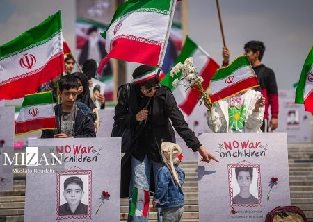 غرویان: با برخوردهای تند و چماقی نمی‌توانیم این وحدت و انسجام را ایجاد کنیم/ سید رضا اکرمی: باید در مقابل توطئه‌ها و ترورها آمادگی داشته باشیم