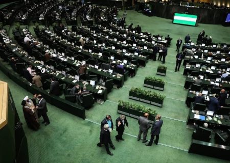 فکت چک/ «طرح سه‌فوریتی خروج از NPT» واقعاً روی میز مجلس است؟ این خبر یعنی ایران در آستانه خروج از این معاهده است؟