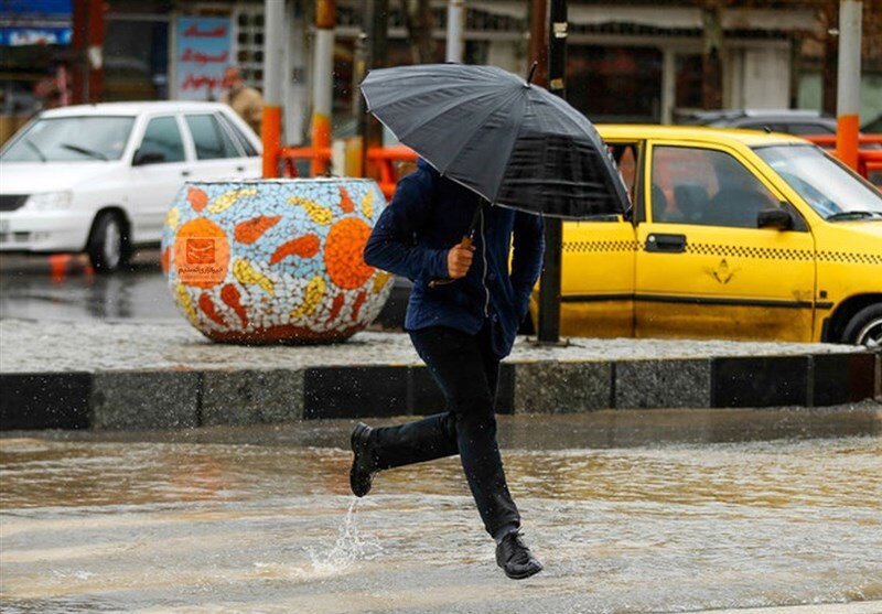 هشدار بارندگی در شمال کشور / رعدوبرق و باد شدید در راه است / تهران تا ۳۲ درجه گرم میشود