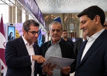 رایتل در «یک ایران متصل»؛ بهره‌برداری از ۴۱ سایت جدید LTE در ۱۶ استان