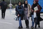 رئیس دانشگاه علوم پزشکی ایران: در دانشگاه‌ و بیمارستان‌ ضوابطی برای پوشش وجود دارد که رعایت آن الزامی است / درحال حاضر دانشجوی ممنوع‌الورود نداریم