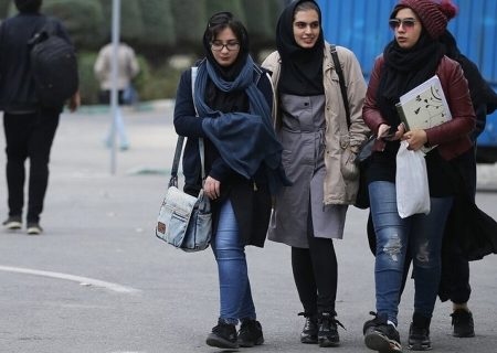 رئیس دانشگاه علوم پزشکی ایران: در دانشگاه‌ و بیمارستان‌ ضوابطی برای پوشش وجود دارد که رعایت آن الزامی است / درحال حاضر دانشجوی ممنوع‌الورود نداریم