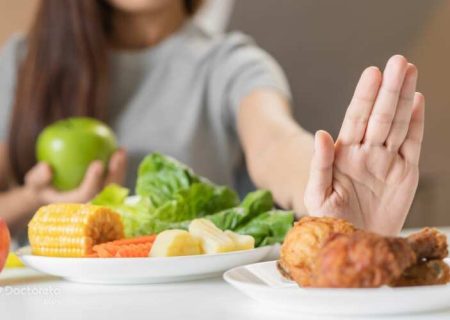 رژیم مدیترانه‌ای، بهترین رژیم غذایی برای پوست؟/ بررسی ارتباط آکنه بزرگسالان و تغذیه در مطالعات جدید