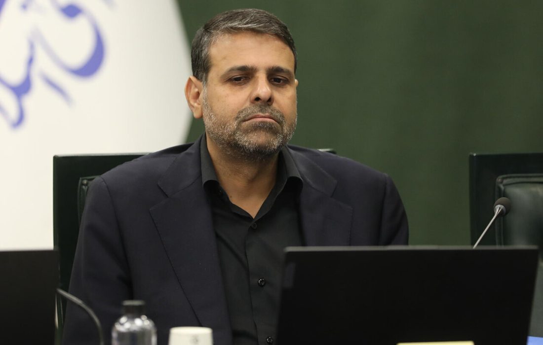 عضو هیات رئیسه مجلس: مهلت هشت روزه ترامپ را جدی می‌گیریم/ زمان حمله را نمی‌توان از تقویم انتخابات استخراج کرد