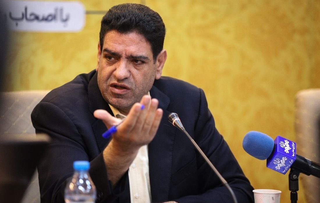 نماینده مجلس: ۹۰ درصد افرادی که دنبال استیضاح عراقچی هستند، از شخص او خوششان نمیآید/ استیضاح میدری از دستور خارج نشده است