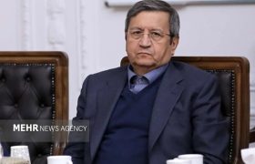 همتی: از ابتدای سال ۲۷ میلیارد دلار ارز برای واردات تأمین شد