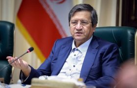 همتی: برای واردات تا پایان دولت ترامپ و حتی بیشتر ذخیره ارزی داریم