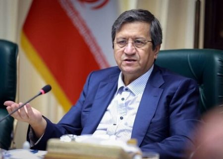 همتی: برای واردات تا پایان دولت ترامپ و حتی بیشتر ذخیره ارزی داریم